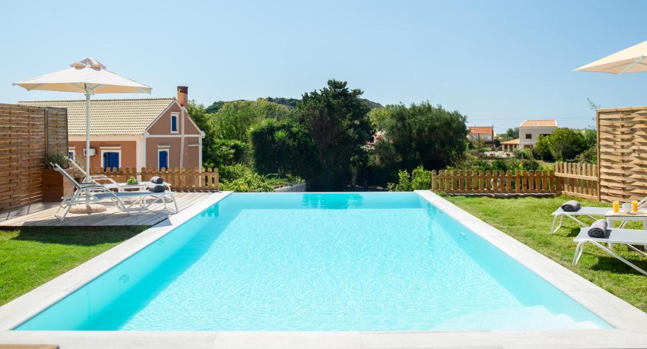 Reiki Villas Erikousa Ereikoussa Экстерьер фото